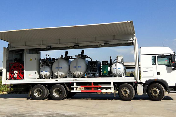 石油设备换油车
